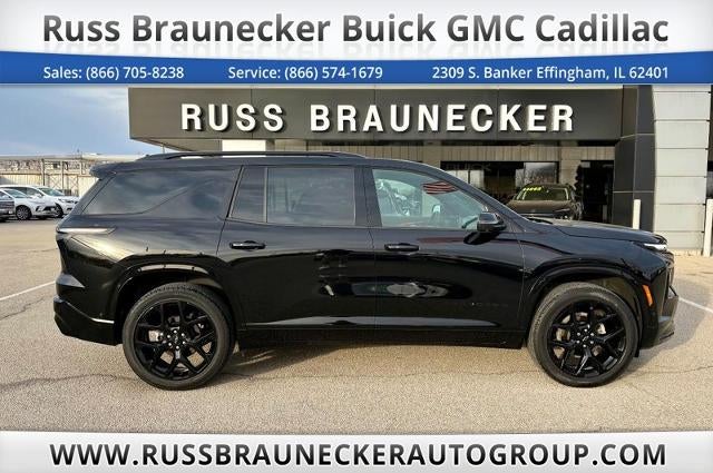 2024 Chevrolet Traverse RS in Mosaic Black Metallic — front three-quarter view