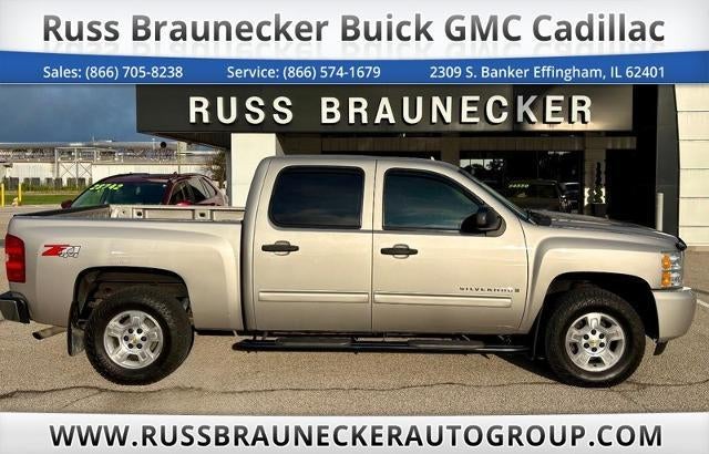 2009 Chevrolet Silverado 1500 LT in Silver Birch Metallic — front three-quarter view